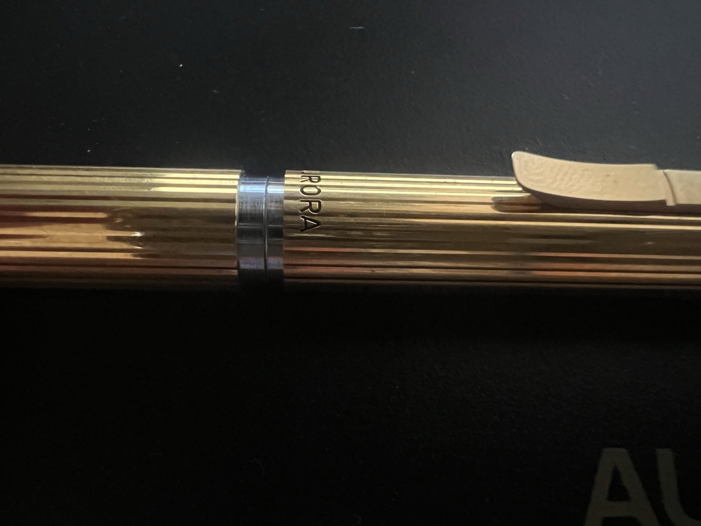 🔴 AURORA penna sfera Hastil retrattile dorata cappuccio da svitare