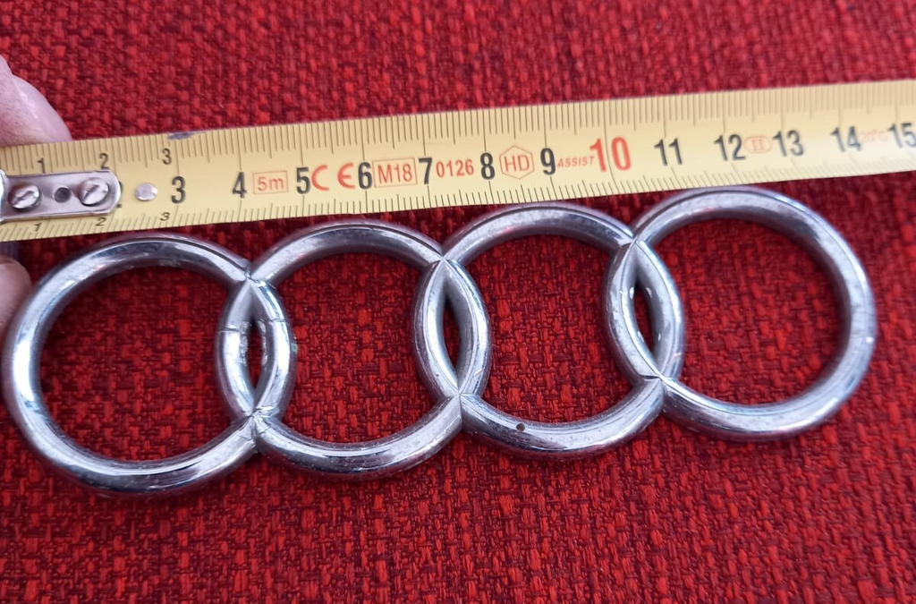 🔴 AUDI Scritta Stemma emblema fregio auto vintage ORIGINALE L13,5 cm