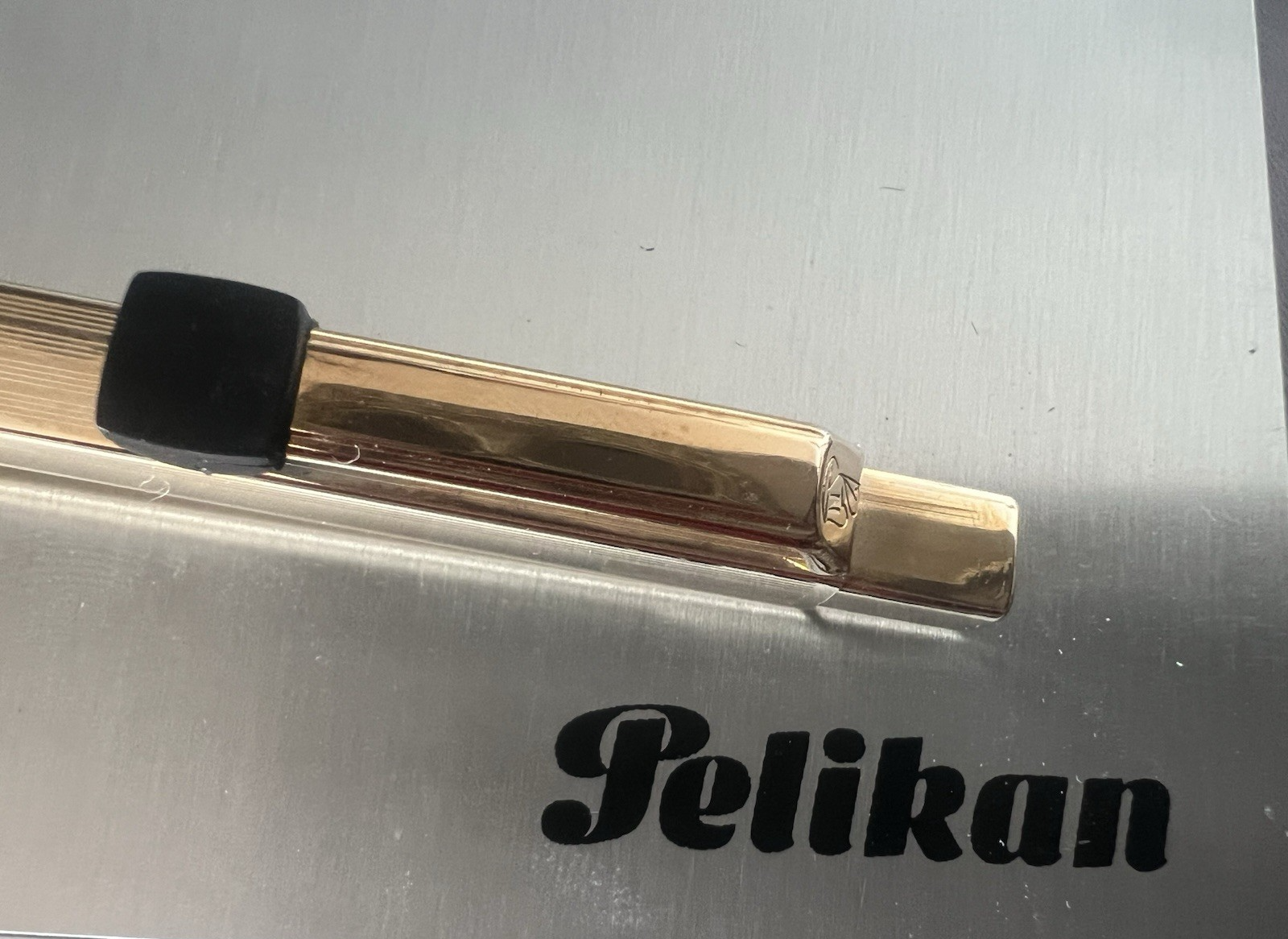 🔴 PELIKAN penna sfera Stratos LAMINATA ORO pulsante a scatto vintage