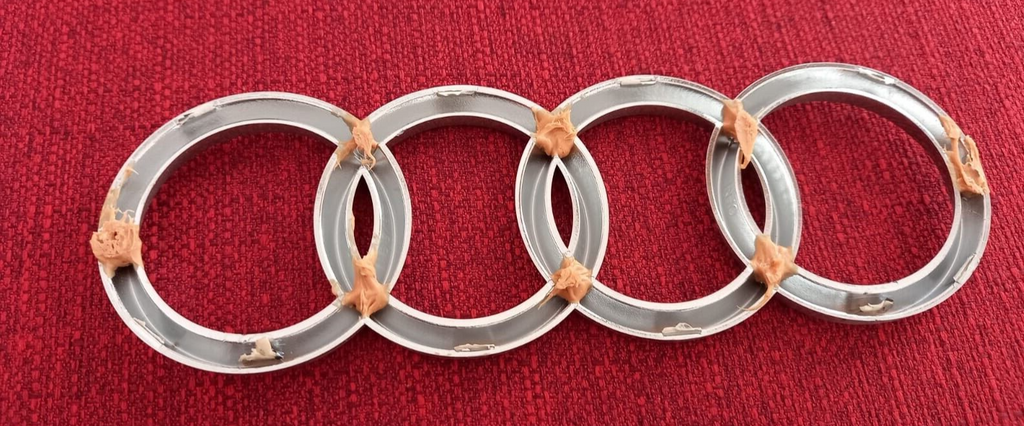 🔴 AUDI Scritta Stemma emblema fregio auto vintage ORIGINALE L13,5 cm