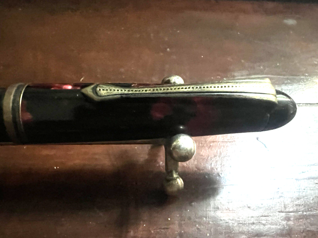 Vintage Füllfederhalter aus Harz, rot marmoriert, Patrone oder Konverter (M) 