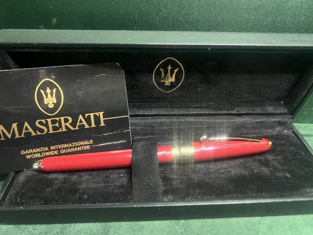 🔴 MASERATI penna sfera lacca rossa bordeaux a rotazione scrive mai usata