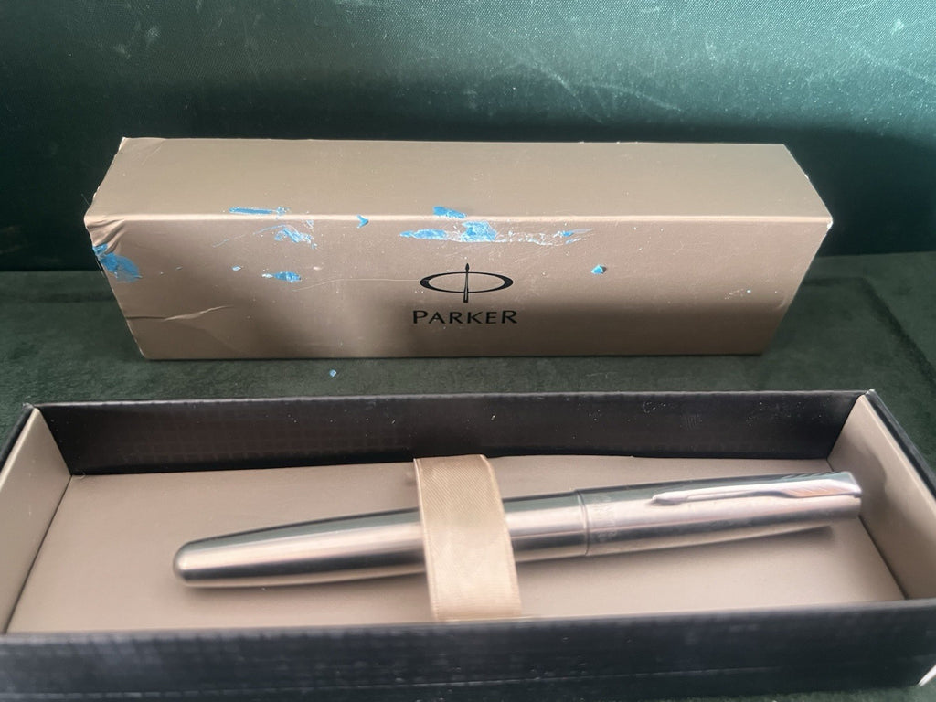 🔴 PARKER FRONTIER Chrom-Patronenfüller mit M-Feder schreibt 