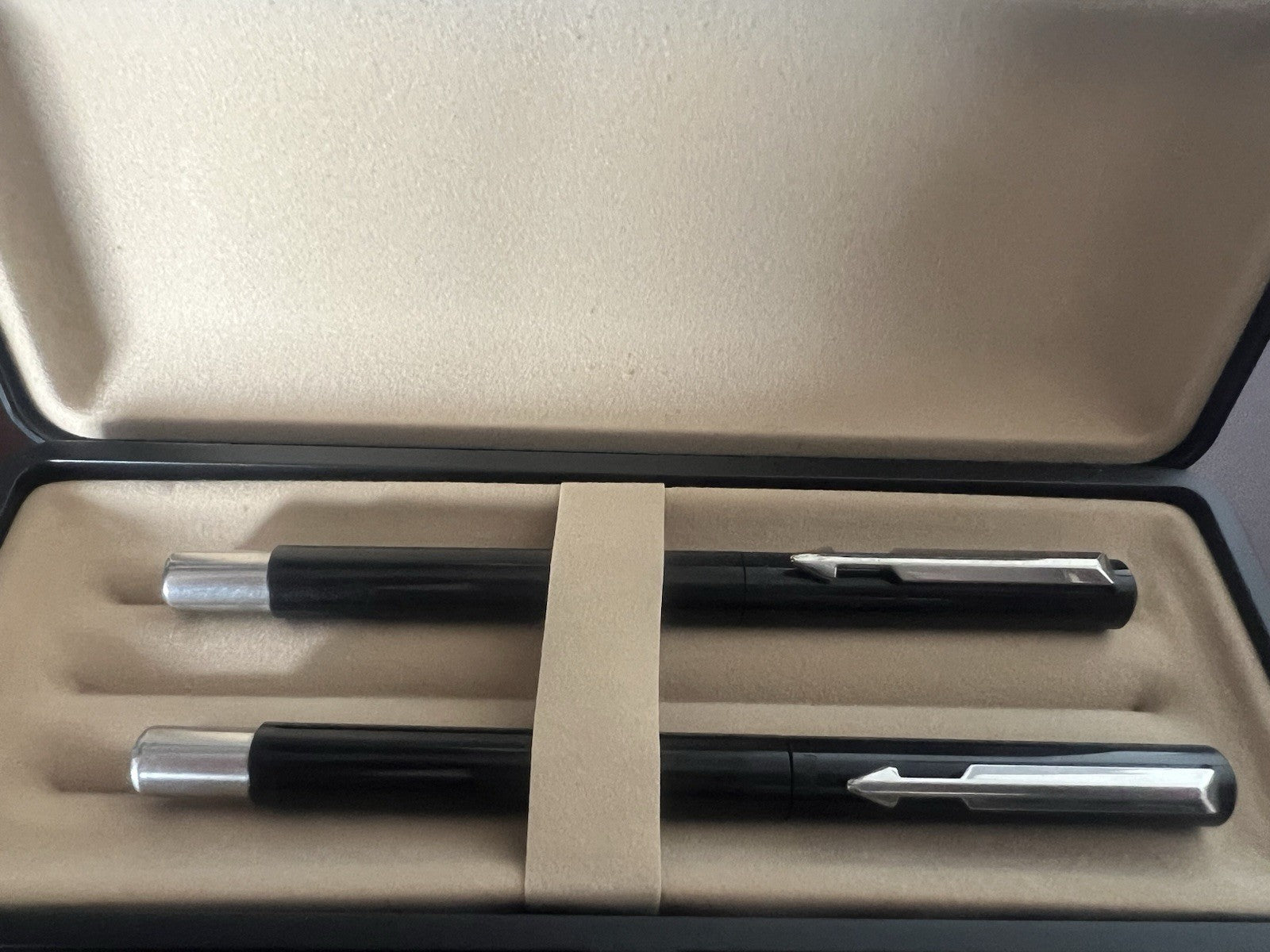 🔴 PARKER penna stilografica e sfera nere Vector scrivono vintage