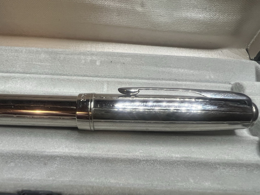 Parker Stylo-Plume Stylo à Plume Sonnet P III France Chrome Stylo Plume M