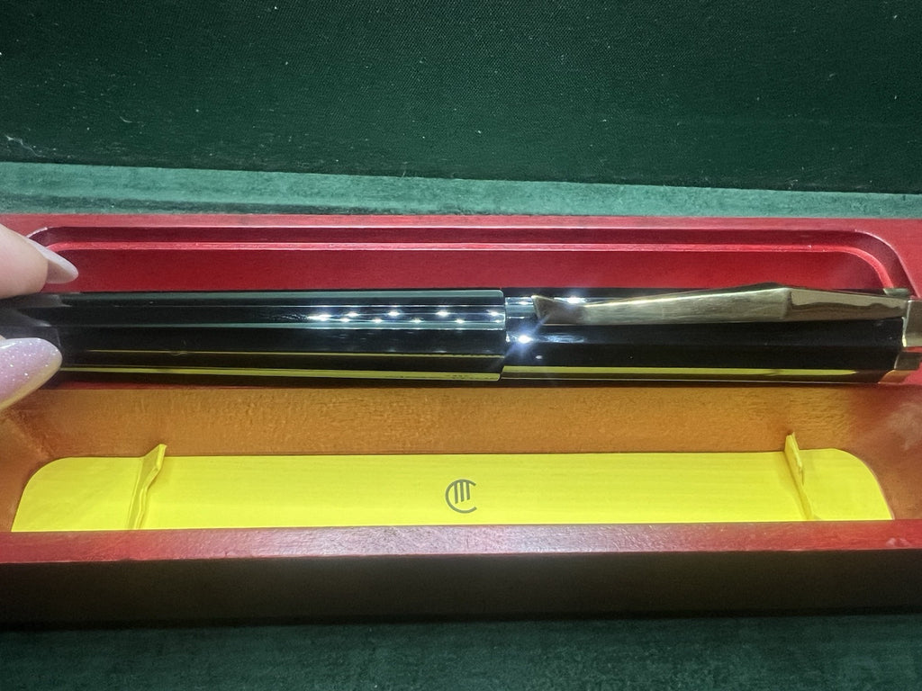 Cleto Munari Stylo-Plume Stylo à Plume Colonne Alessandro Mendini 2002 Or