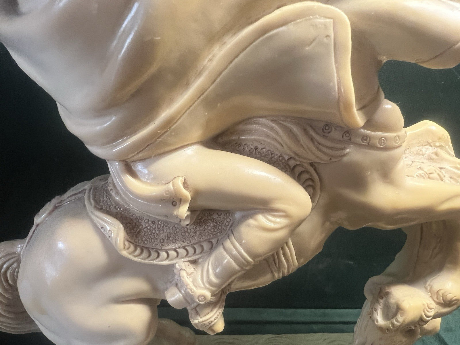 🔴 Statua scultura NAPOLEONE sul CAVALLO RAMPANTE polvere di marmo vintage