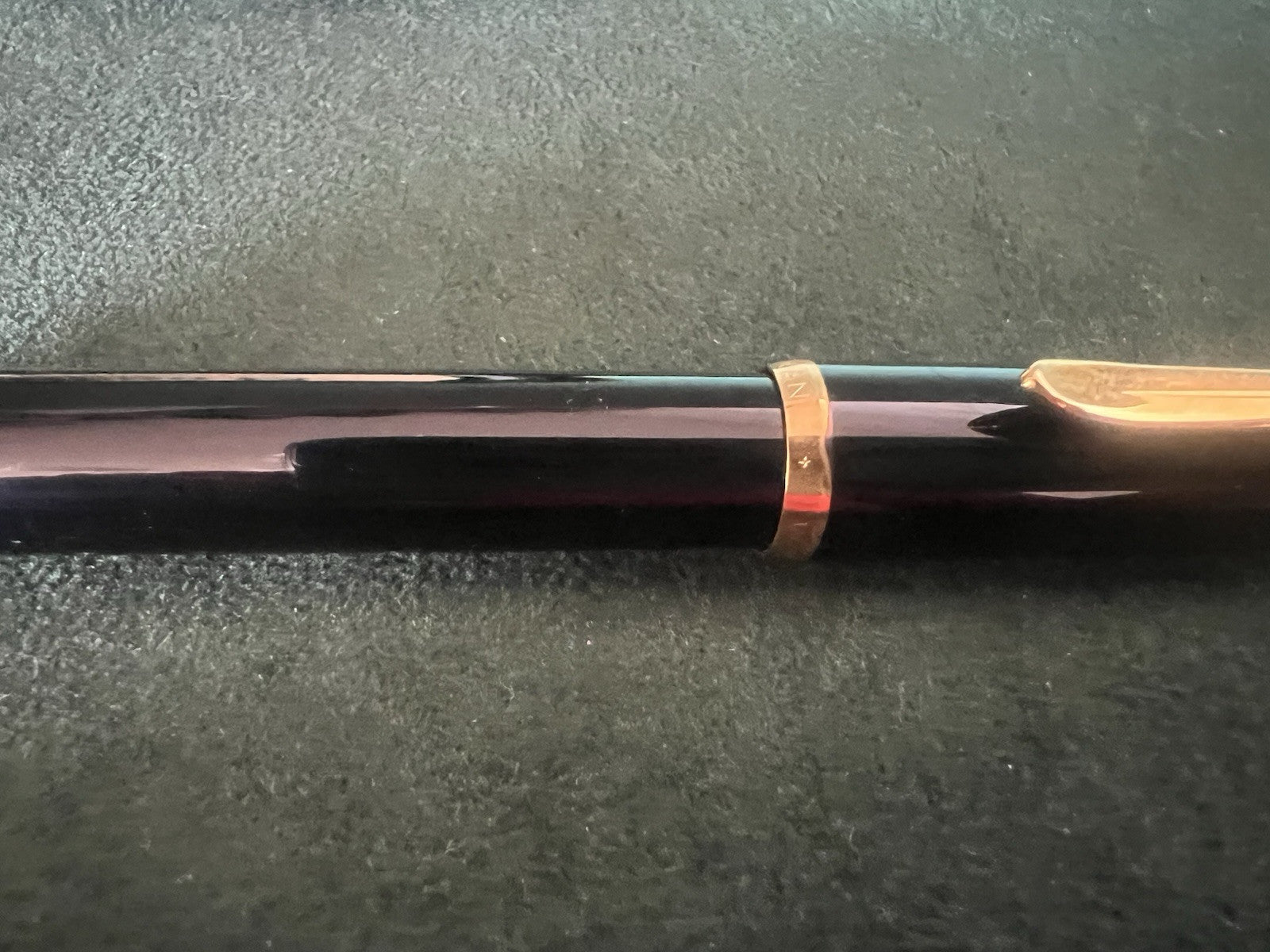 Pelikan Stylo-Plume Stylo à Plume Noire M250 Piston Transparent Om Garantie