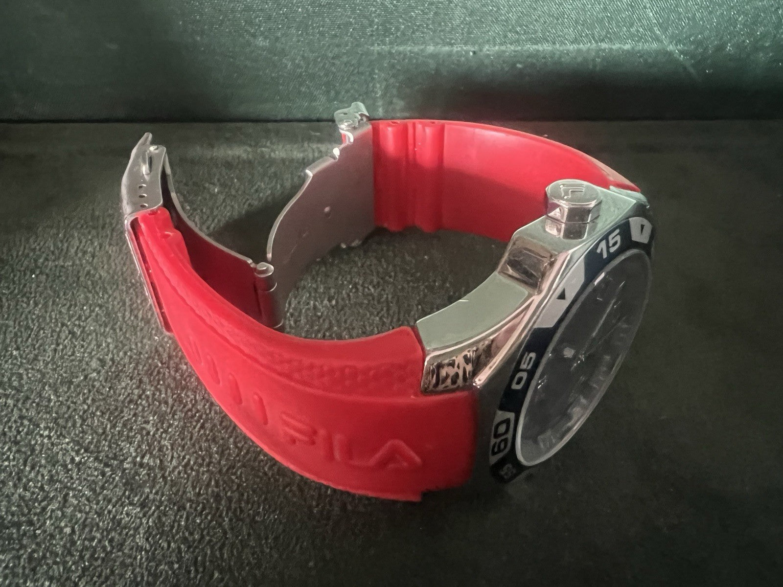 FILA Montre Hommes FA0831 Imperméable 5 Atm Étui Surdimensionné 42 MM