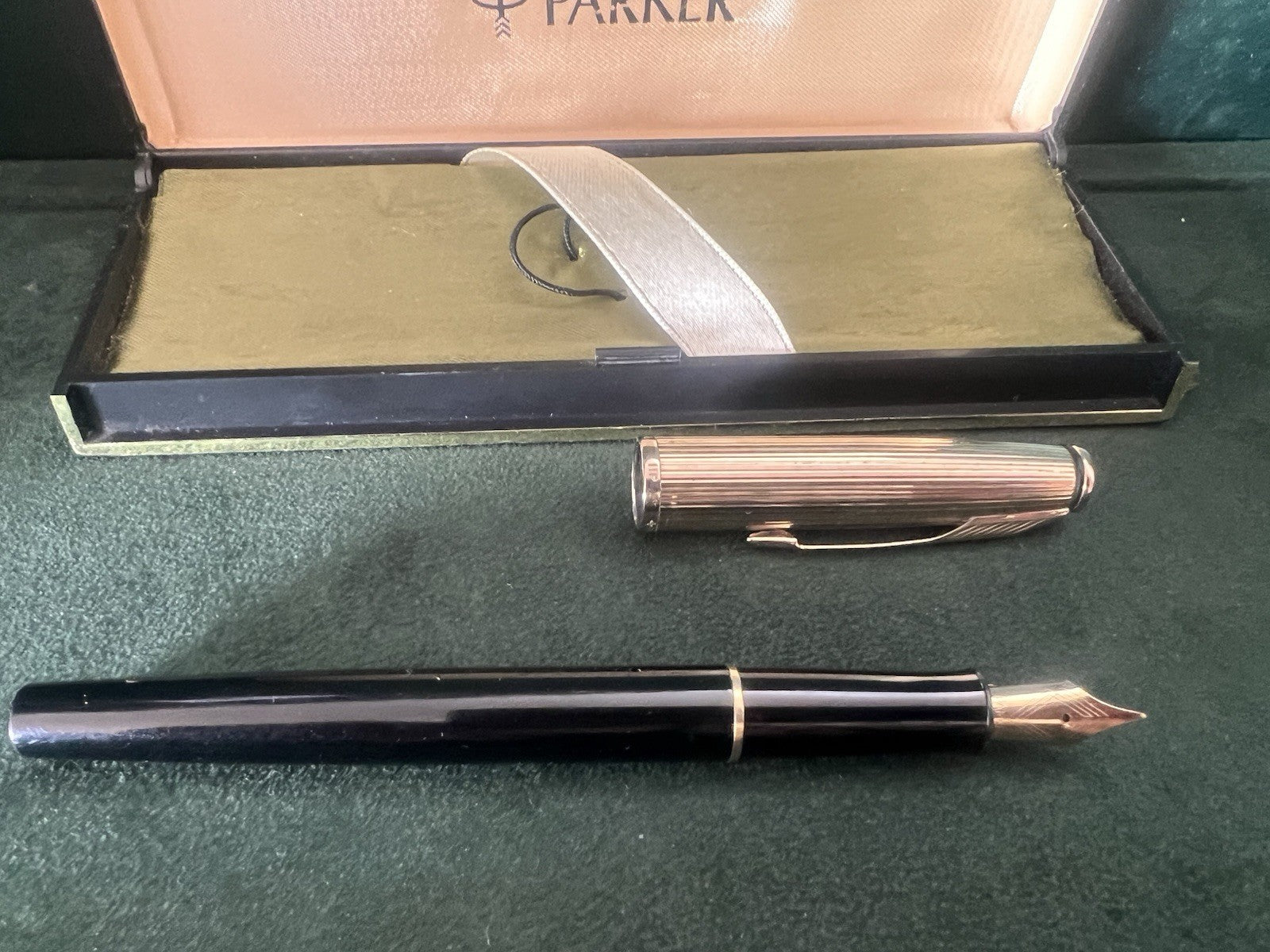 🔴 PARKER penna stilografica Insignia IIP pennino F a cartuccia scrive vintage