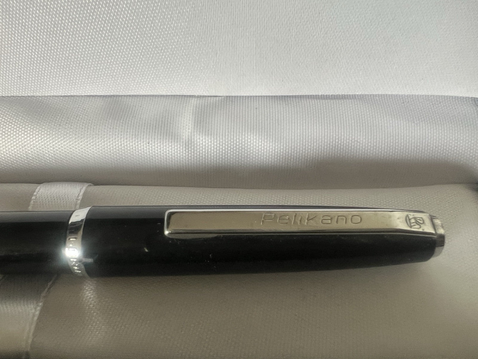 🔴 PELIKAN penna stilografica Pelikano NERA con cartucce scrive vintage