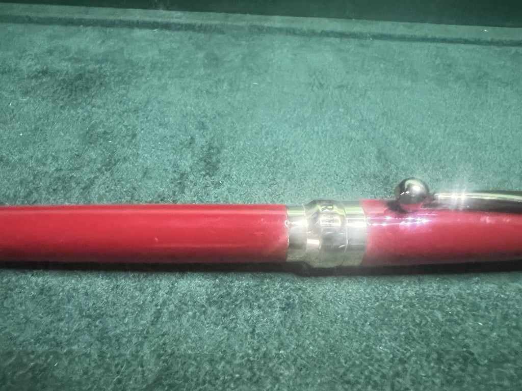 🔴 MASERATI penna sfera lacca rossa bordeaux a rotazione scrive mai usata