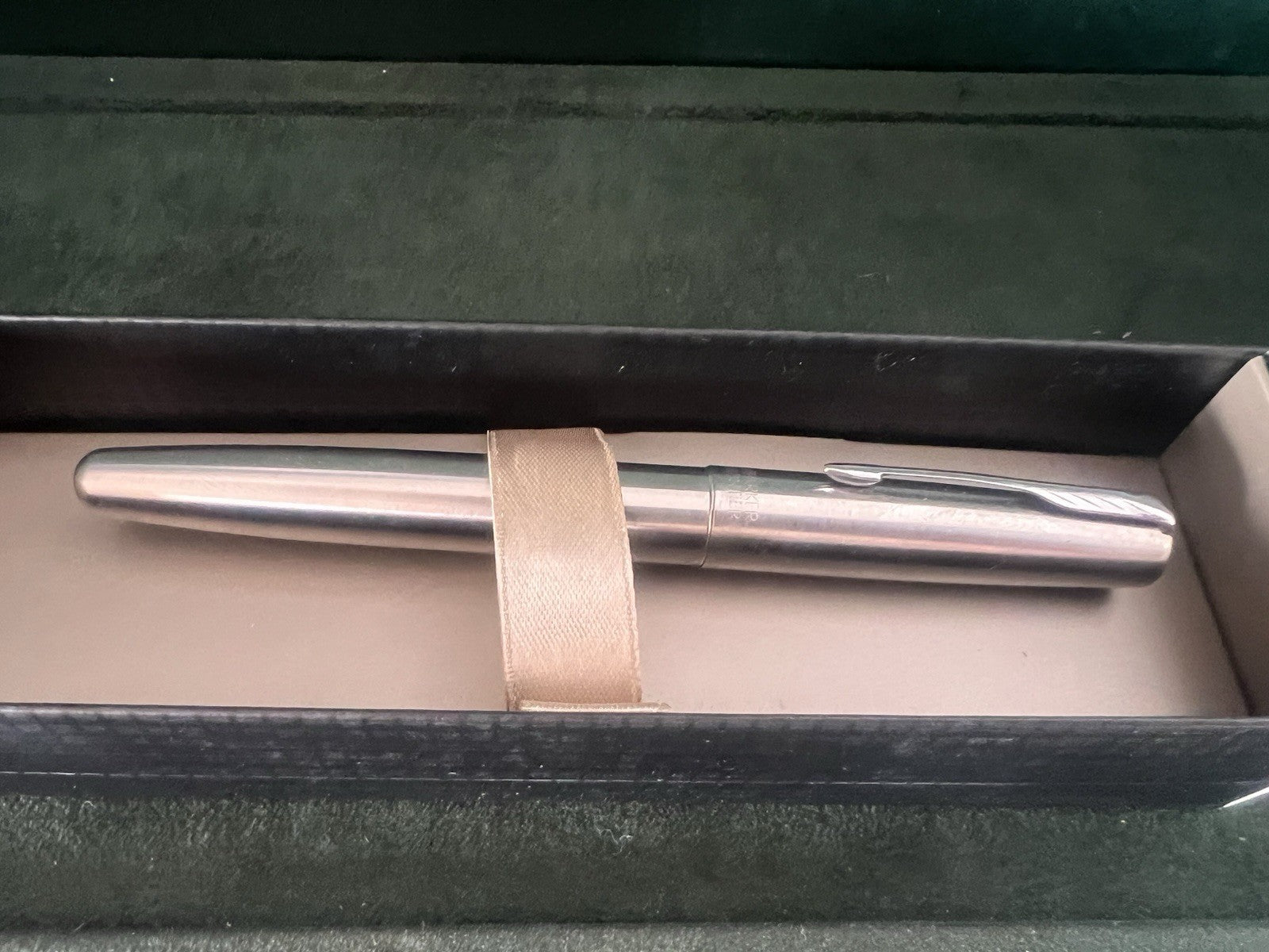 🔴 PARKER penna stilografica FRONTIER cromata a cartuccia pennino M scrive