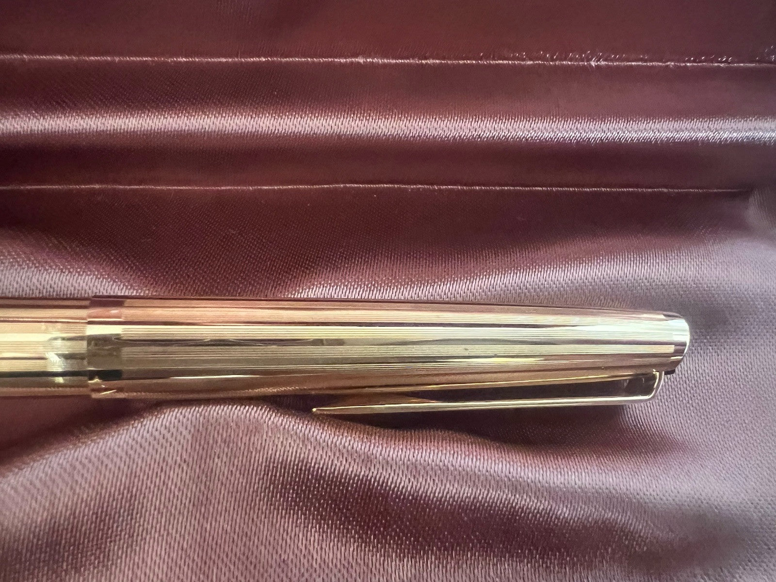 Aurora 98 Stylo-Plume Sphère Plaqué Or 22 KT Garantie Écrit Utilisé Vintage A