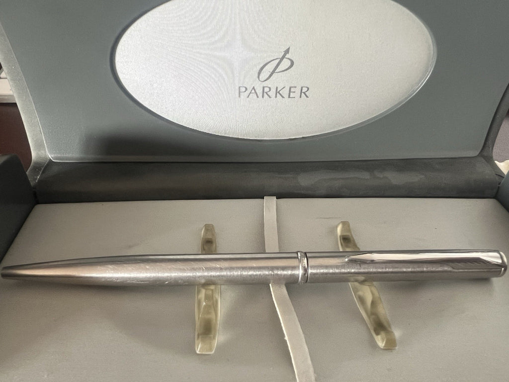 Parker Stylo-Plume Sphère Insignia N Chrome Satiné Avec Trousse Vintage 