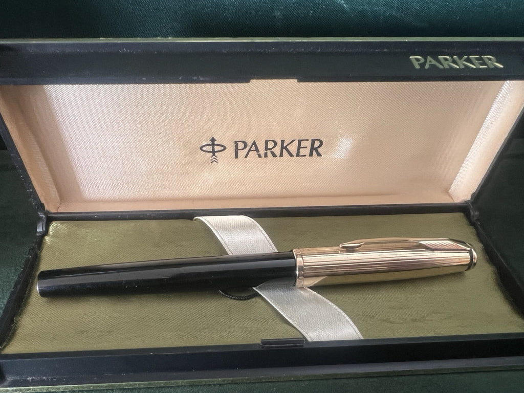 🔴 PARKER Insignia IIP fountain pen F nib cartridge writes vintage 
