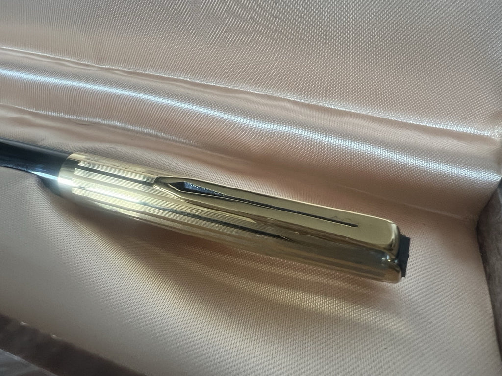 Aurora Stylo-Plume Sphère 98 Noire Et Plaqué Or 22 KT Utilisé Guarantee Écrit 