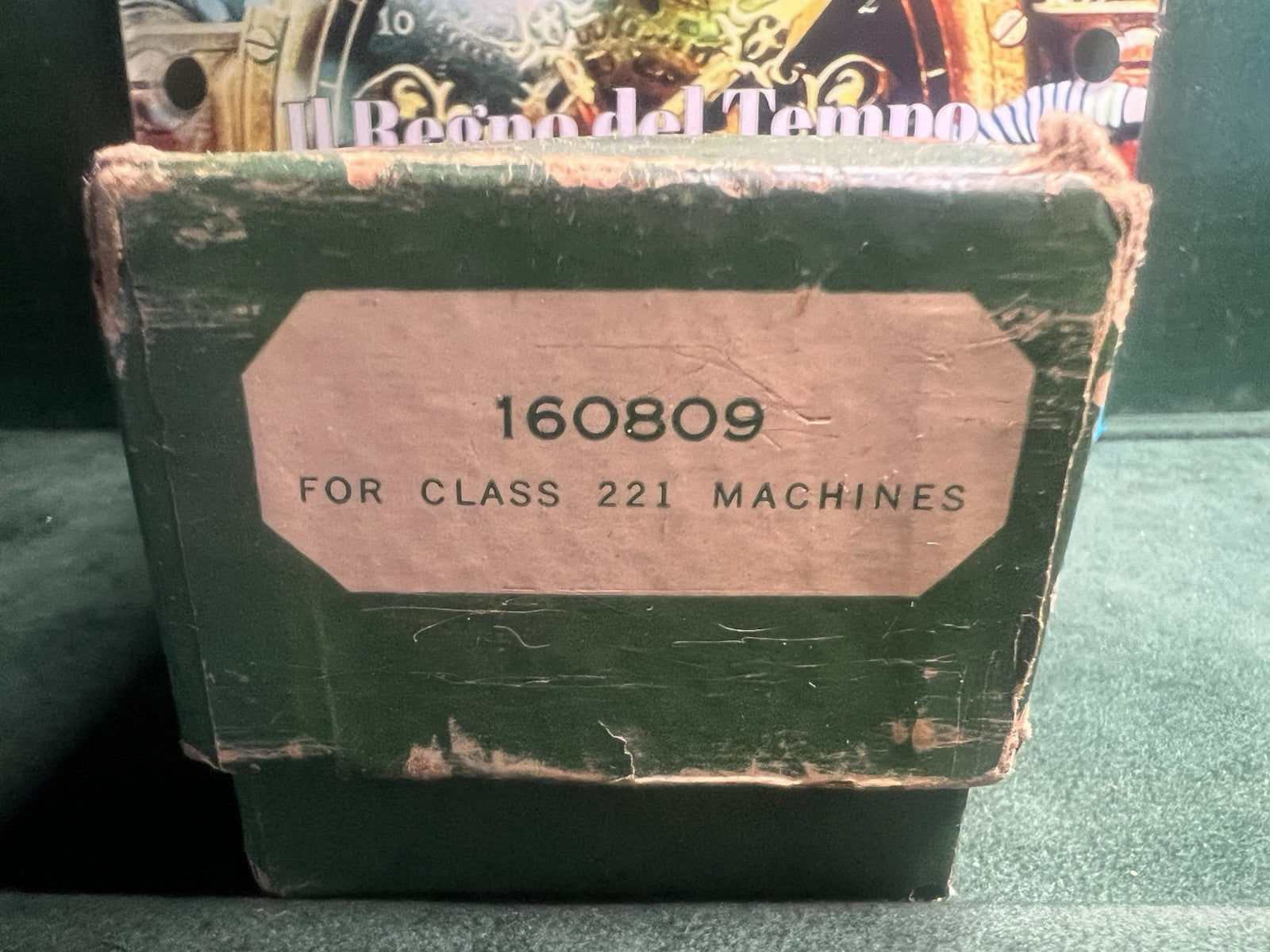 🔴 SINGER Nähmaschinenzubehör 1600809 mit Vintage-Schmierstoffbox 