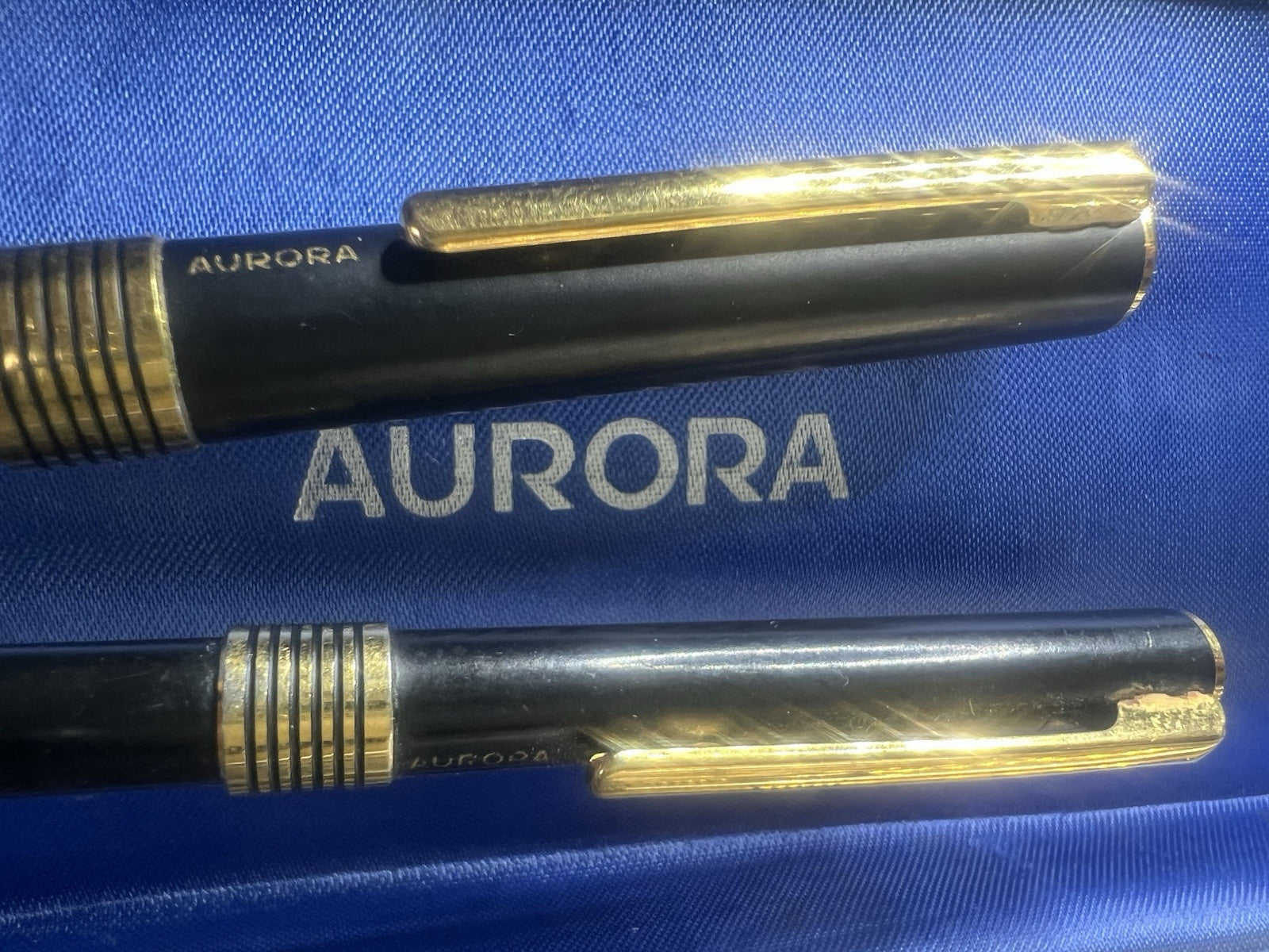 🔴 AURORA Füllfederhalter und Kugelschreiber, schwarzer Lack, Sammlerstück, Vintage 