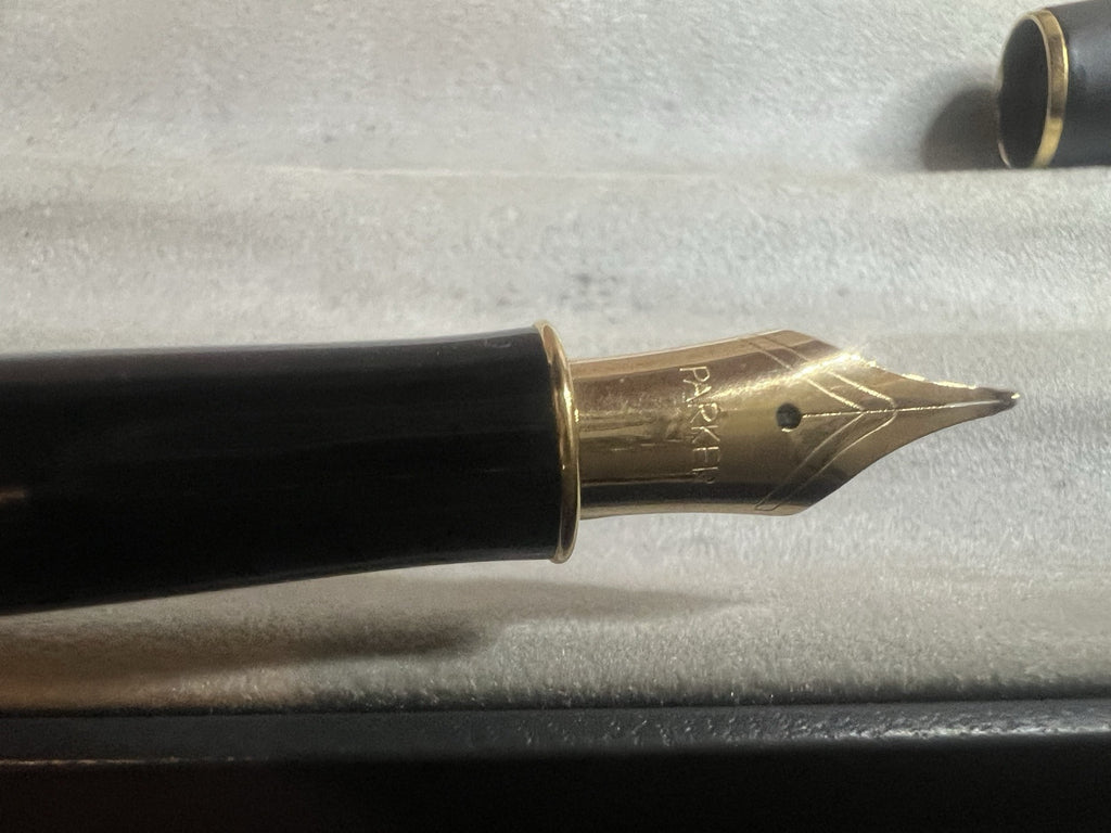 Parker Stylo-Plume Stylo à Plume Sonnet P France Noire Et Plaqué Or M