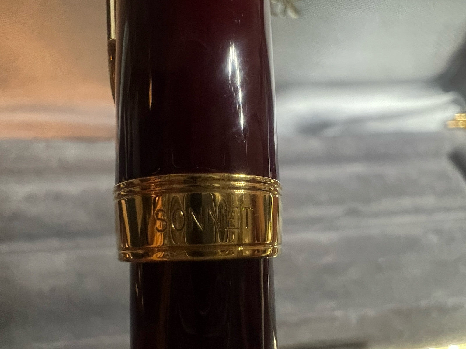 🔴 PARKER penna stilografica Sonnet P II Francia rossa e placcata oro pennino F