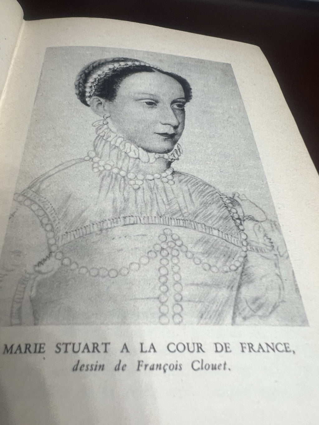 🔴 MARIE STUART French-language history book, hardcover, antique, from 1933 