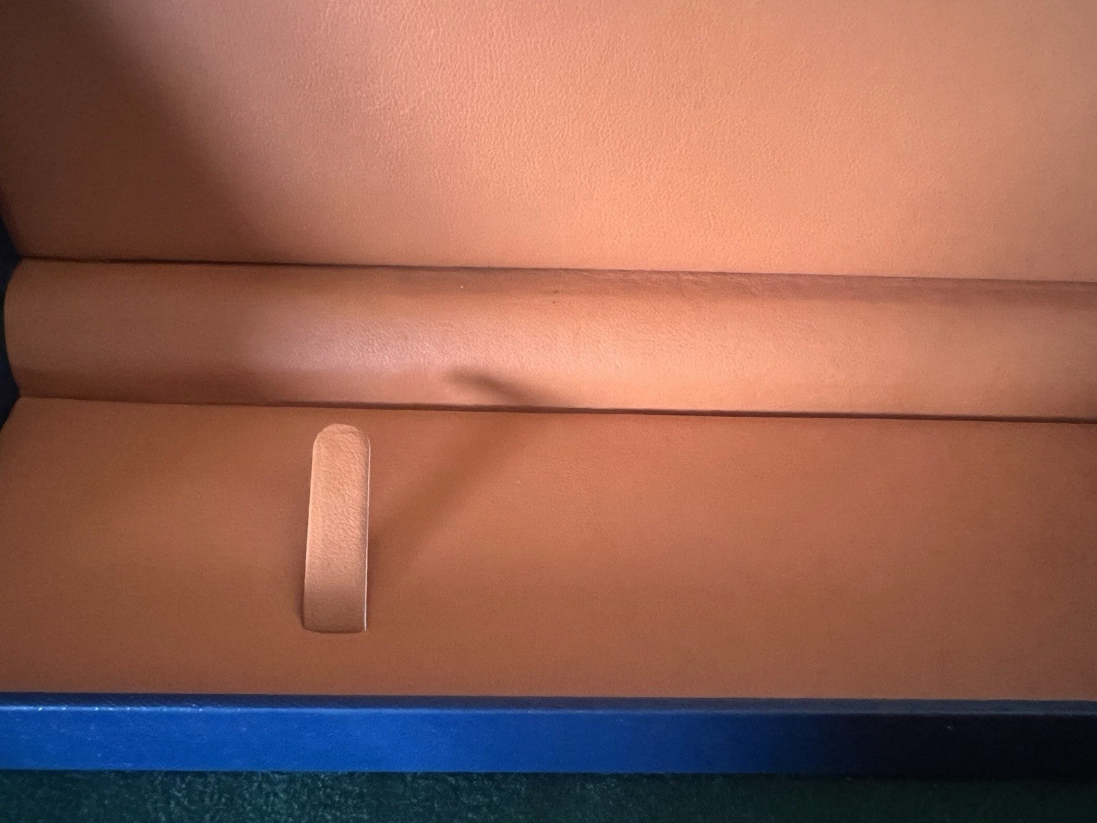 🔴 LOCMAN Uhrenbox mit Kissen, Clips und Kissen 