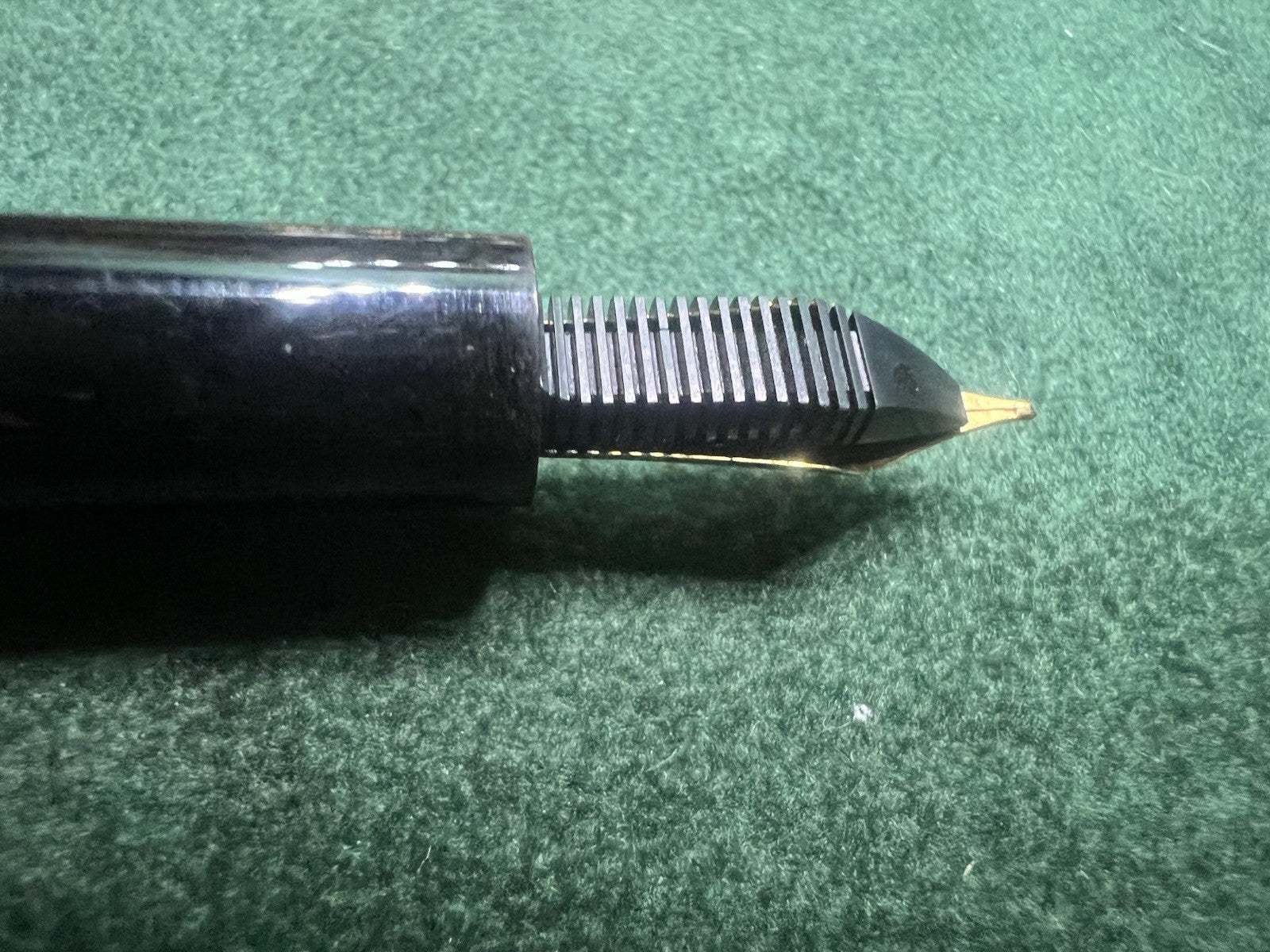 Reform Pen Füllfederhalter Grün Schwarz A Kolbenfeder (M) Markierung Vintage 