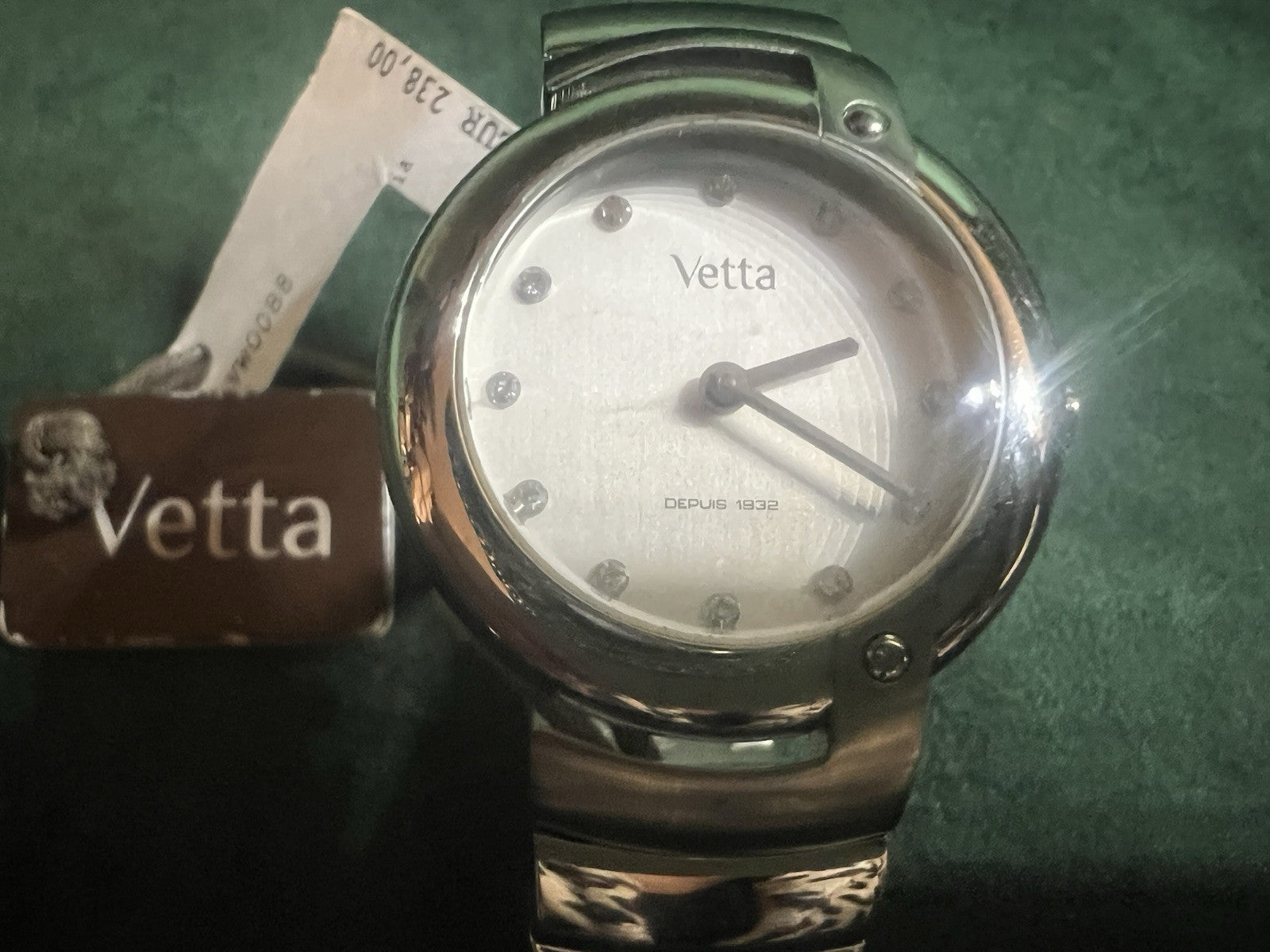 🔴 Vetta women's watch with diamond indexes VW0088 quartz NEW WITH TAG 