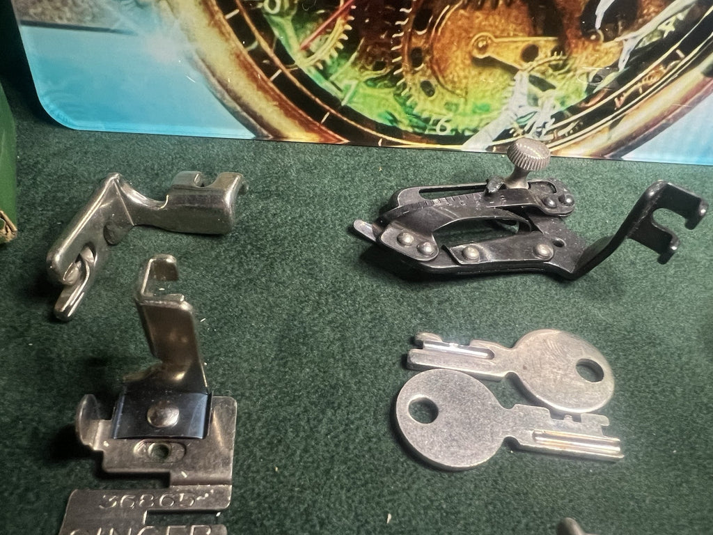 🔴 SINGER Nähmaschinenzubehör 1600809 mit Vintage-Schmierstoffbox 