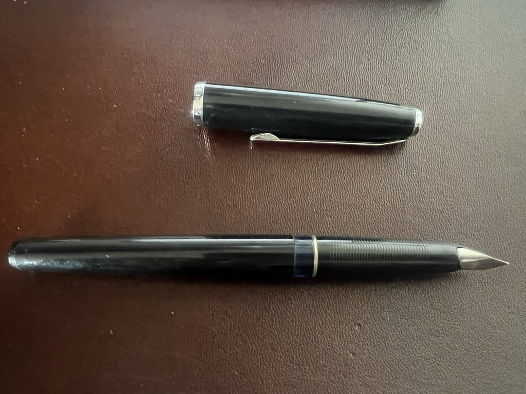 🔴 PELIKAN penna stilografica Pelikano NERA con cartucce scrive vintage