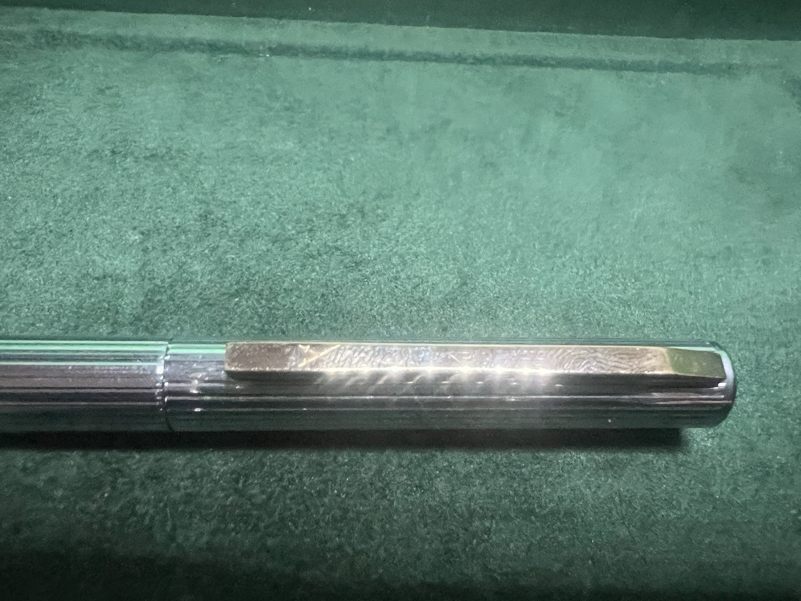 🔴 OMAS EGO Füllfederhalter, verchromte, goldlaminierte Profile, M-Feder, Tintenpatrone