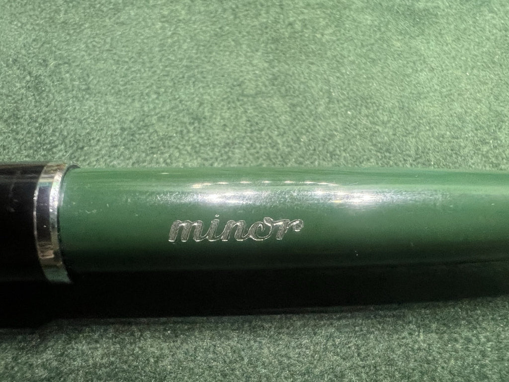 🔴 ERO MINOR black green piston fountain pen writes vintage 