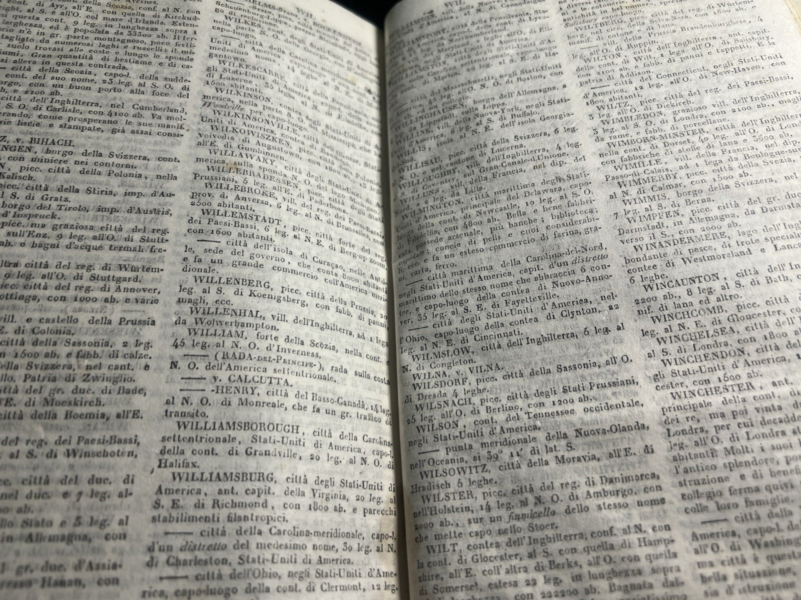 Livre Dictionnaire Géographique Malte Brun Grand Format Antique Florence 1832
