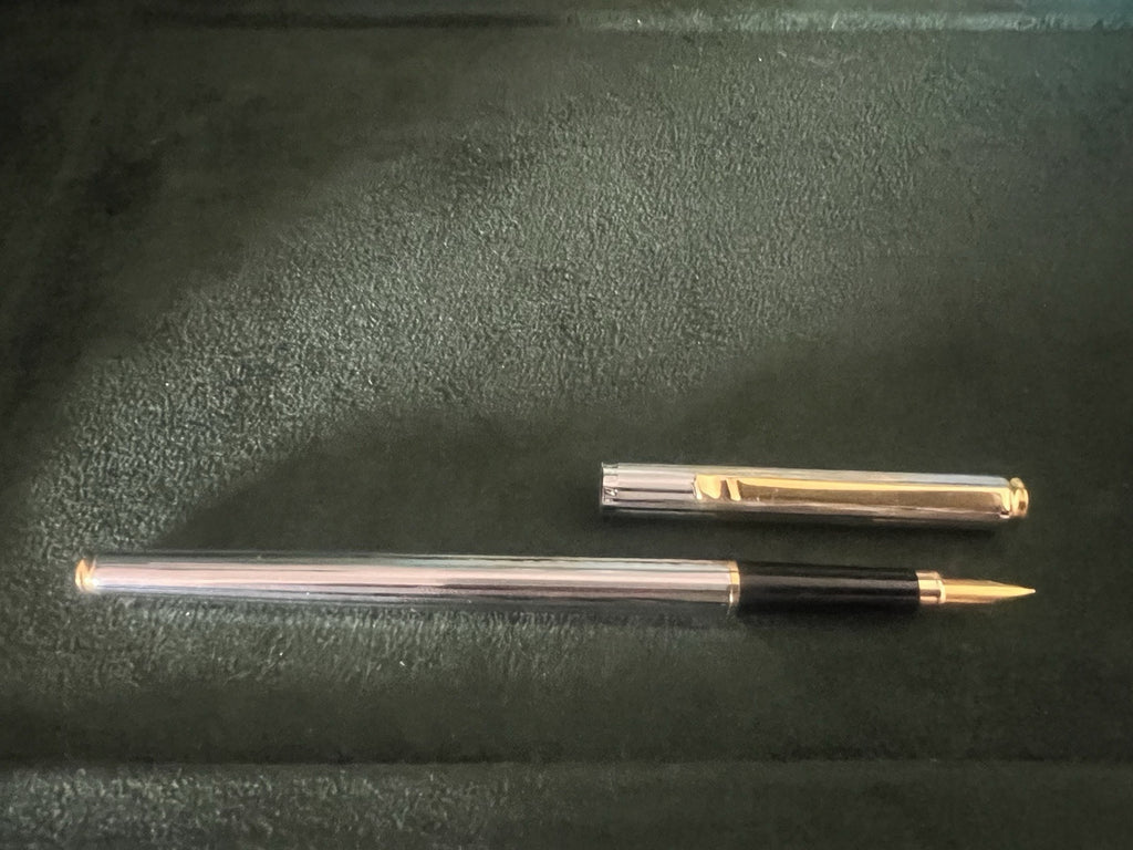 Delta Stylo-Plume Stylo à Plume Cartouche Rechargeable Extra Mince Écrit