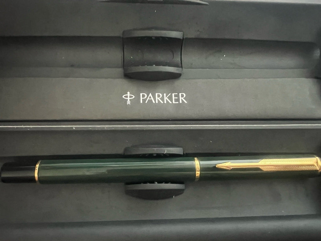 Parker Pen Fountain Pen Rialto Lacquer Green English Cartridge A Marking