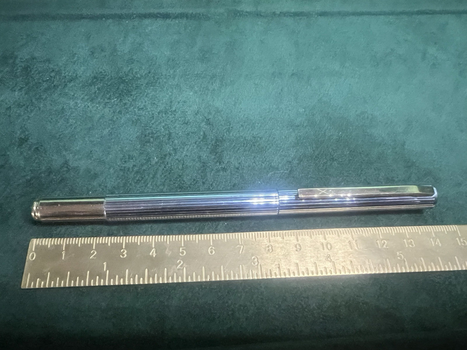 Grand-Mère Stylo-Plume Stylo à Plume Ego Chrome Profils Laminés Or Cartouche M
