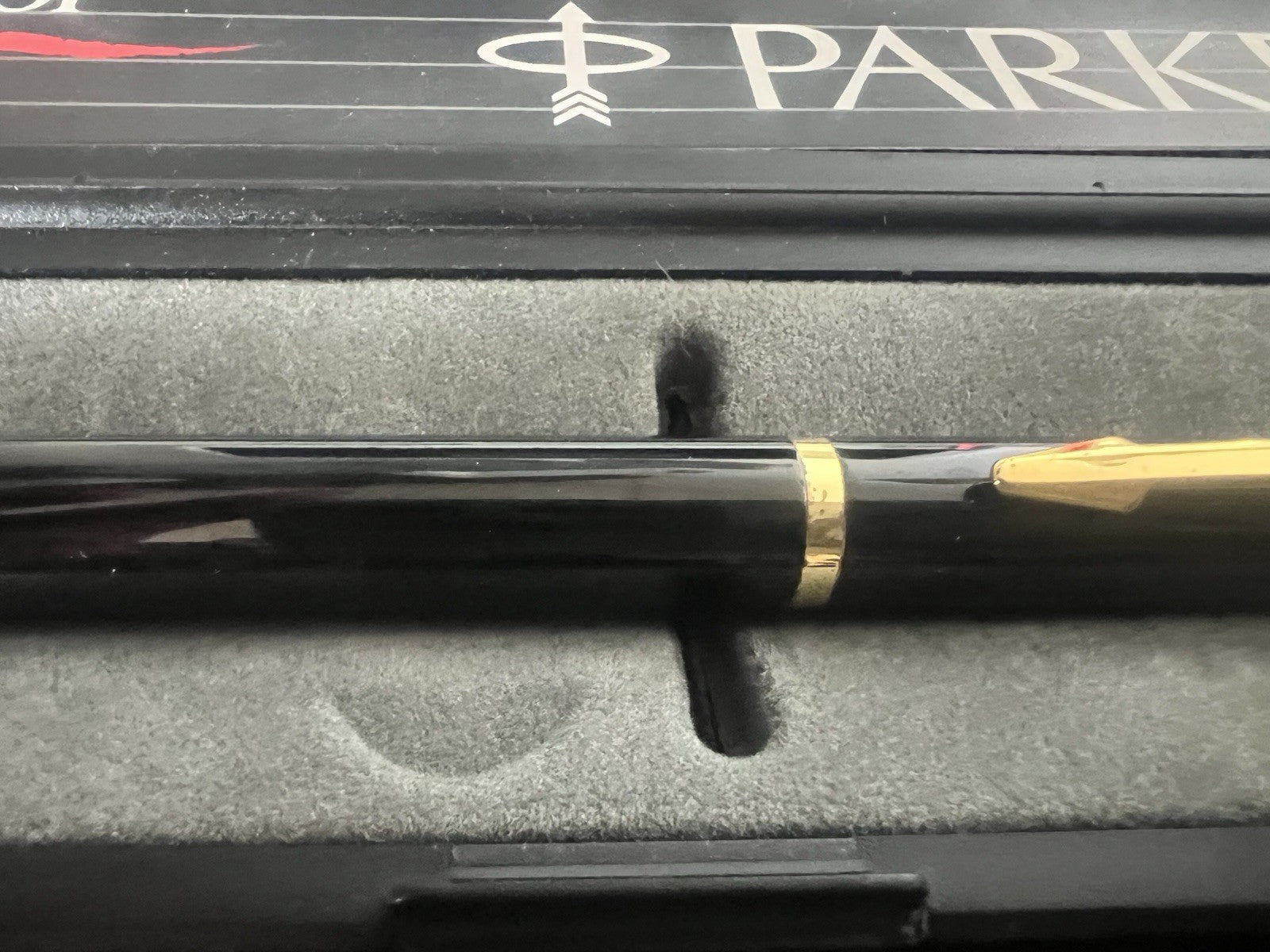 🔴 PARKER penna sfera roller VECTOR lacca nera scrive refill roller con astuccio