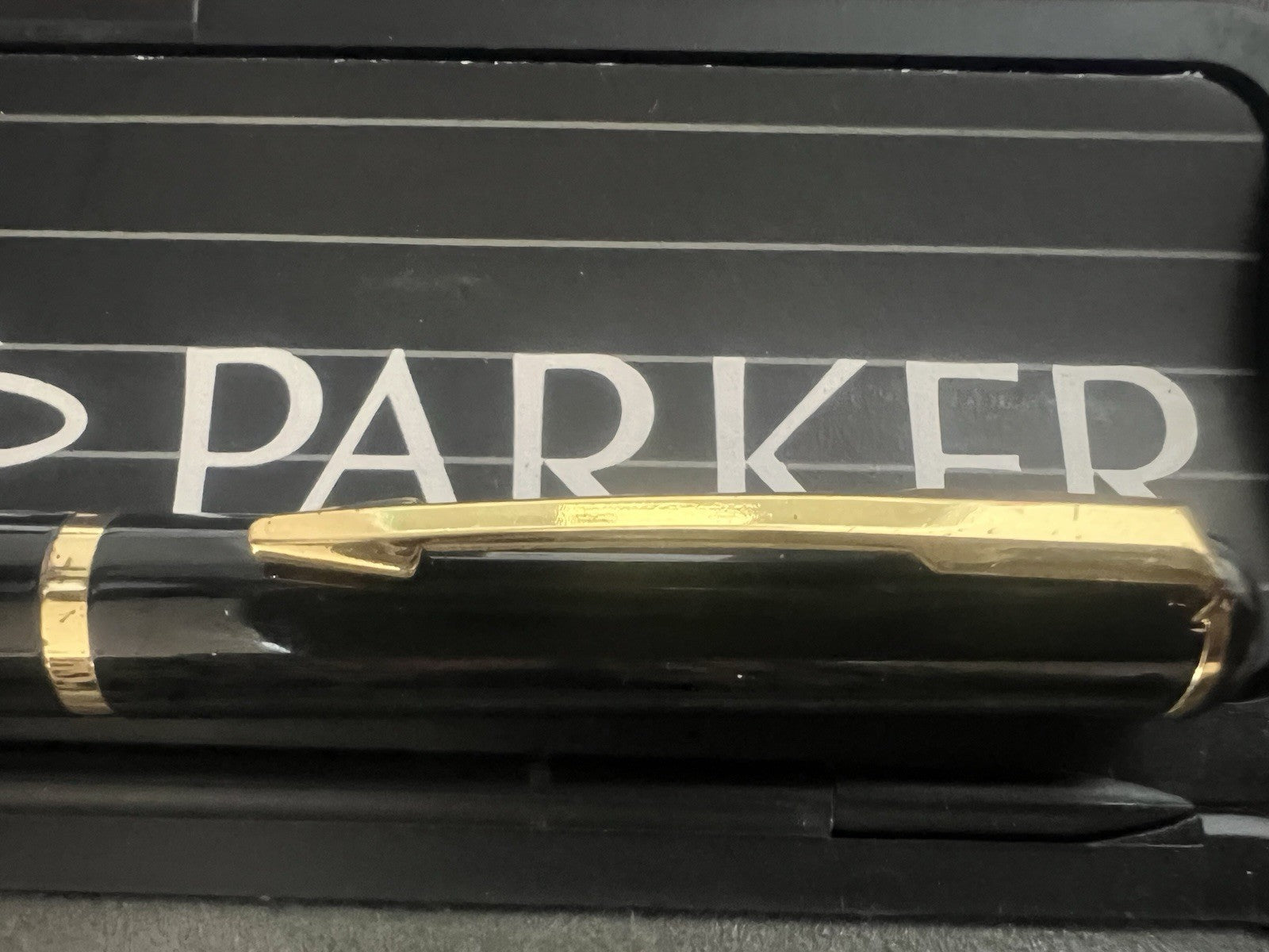Parker Kugelschreiber-Rollermine Vector Lack Schwarz mit Etui 