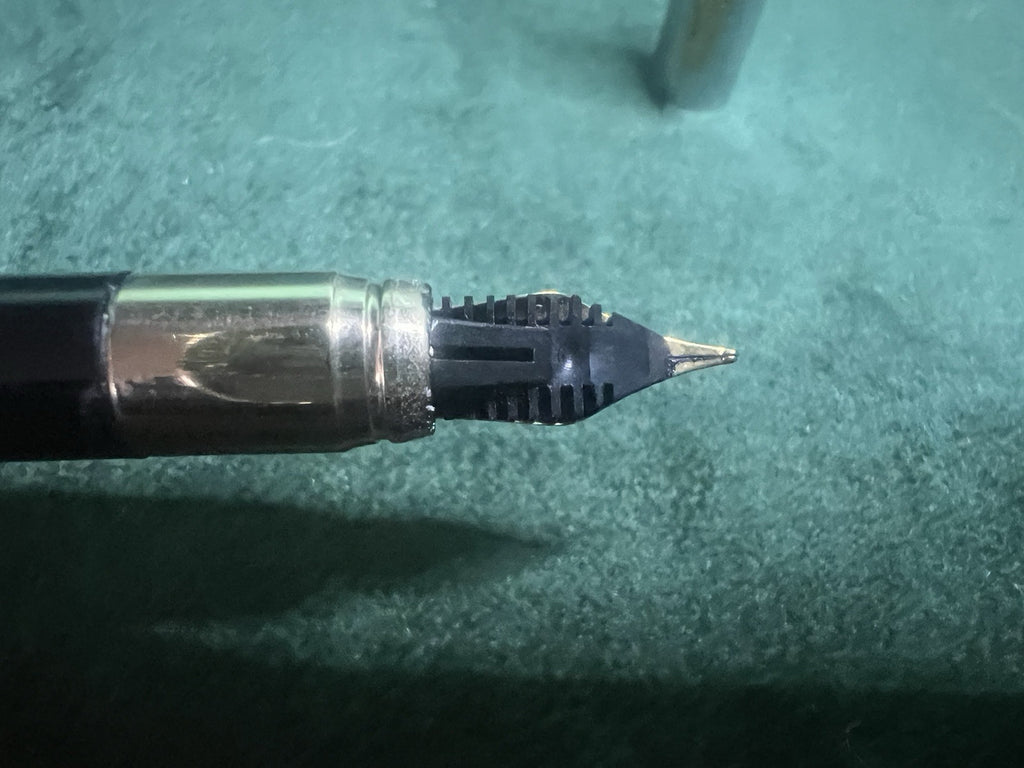 🔴 OMAS EGO Füllfederhalter, verchromte, goldlaminierte Profile, M-Feder, Tintenpatrone