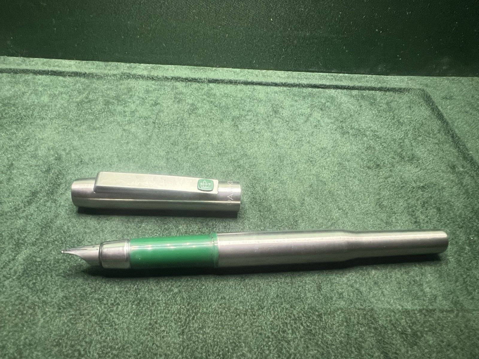 🔴 PARKER fountain pen 25 MKI GREEN clip and ballpoint set write vintage RARE 