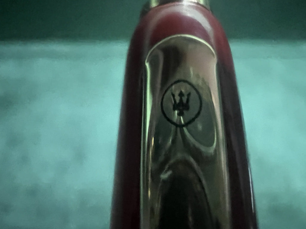 🔴 MASERATI penna sfera lacca rossa bordeaux a rotazione scrive mai usata