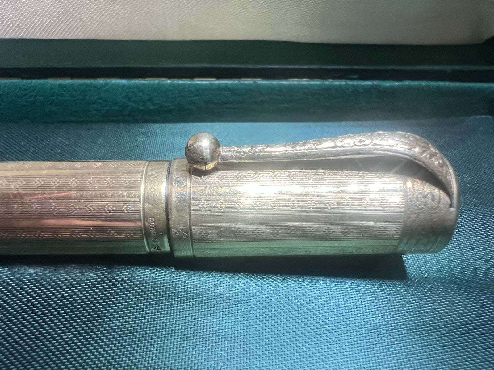 🔴 AURORA penna stilografica retrattile RA3 clip BASSORILIEVO funziona vintage