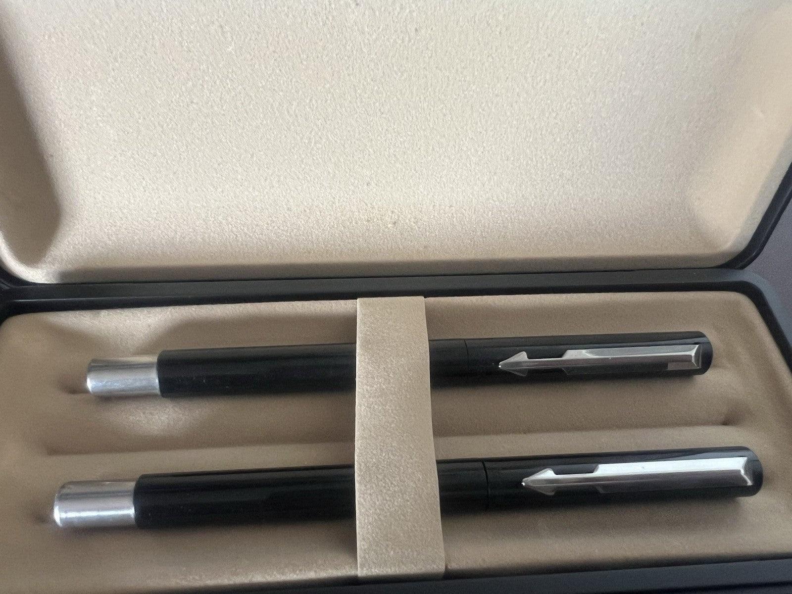 🔴 PARKER penna stilografica e sfera nere Vector scrivono vintage