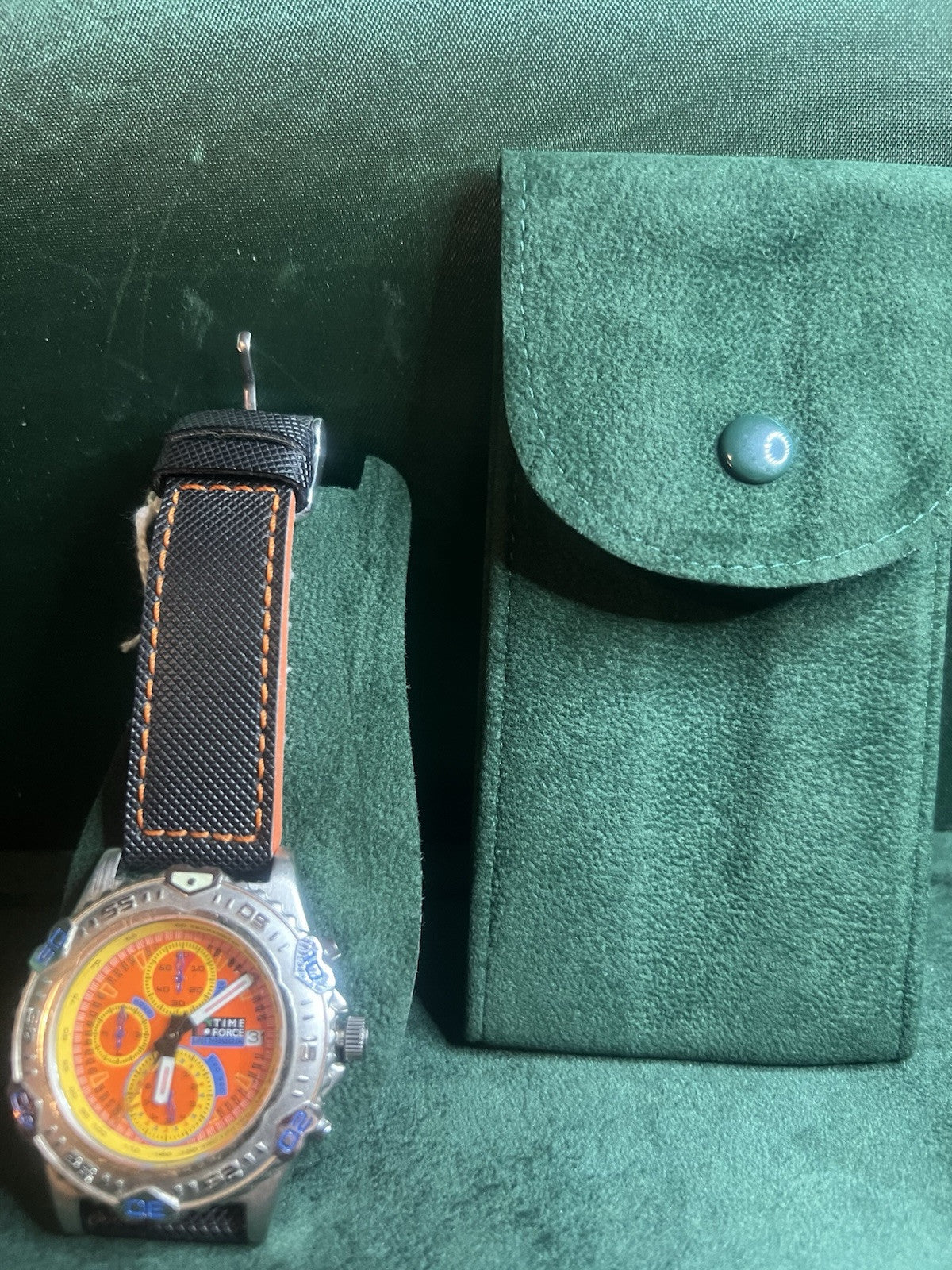 🔴 TIME FORCE Herren-Chronograph mit orangefarbenem Zifferblatt und drehbarer Lünette 