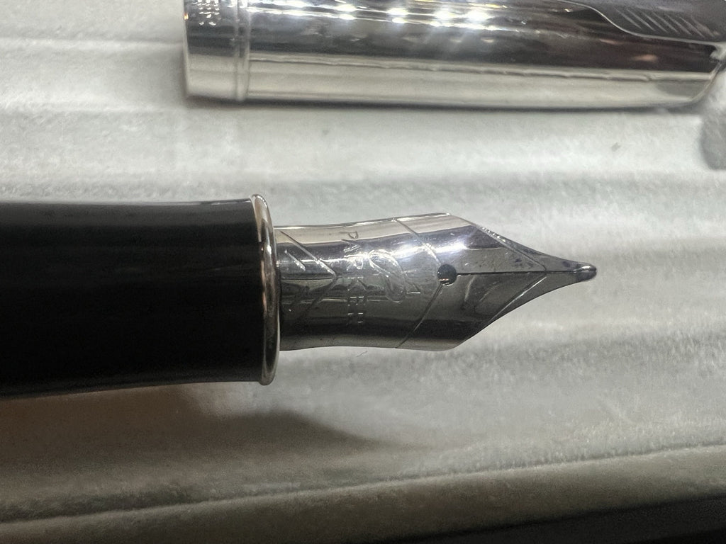 Parker Stylo-Plume Stylo à Plume Sonnet P III France Chrome Stylo Plume M