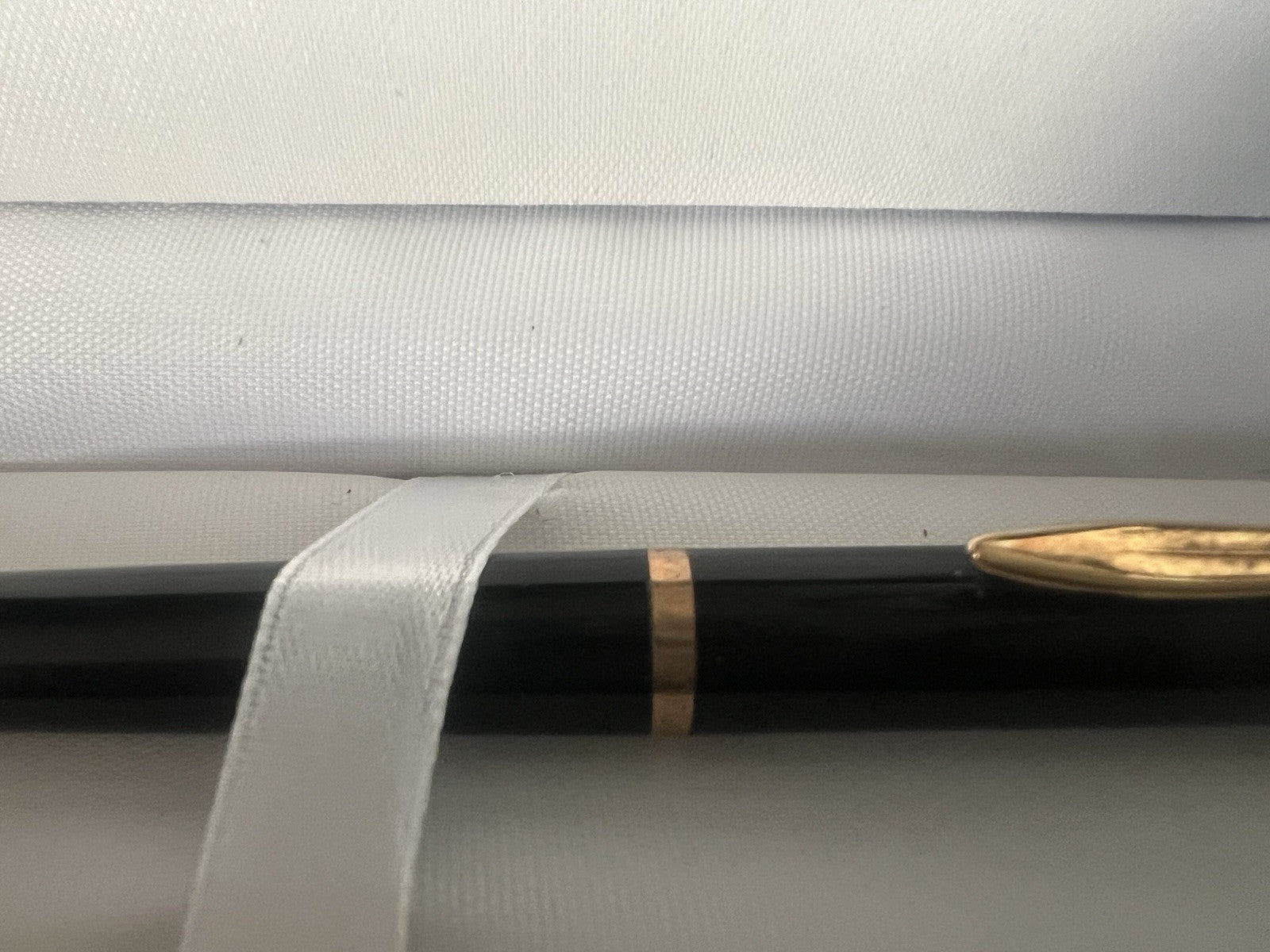 Pelikan Stylo-Plume Sphère K150 Noire Mécanisme à Bouton Écrit Vintage