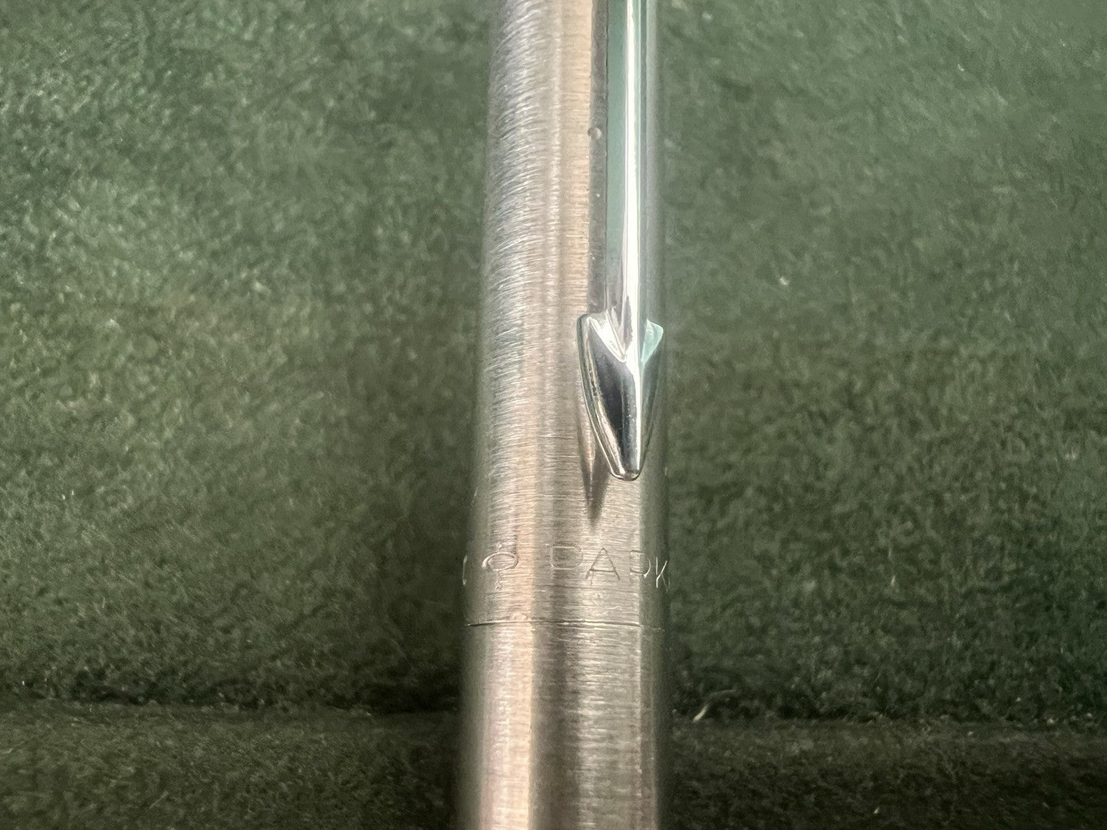 🔴 PARKER penna sfera cromata Imperial classic scrive con astuccio A