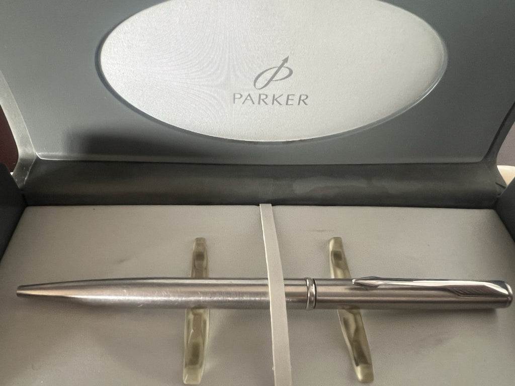 Parker Stylo-Plume Sphère Insignia N Chrome Satiné Avec Trousse Vintage 