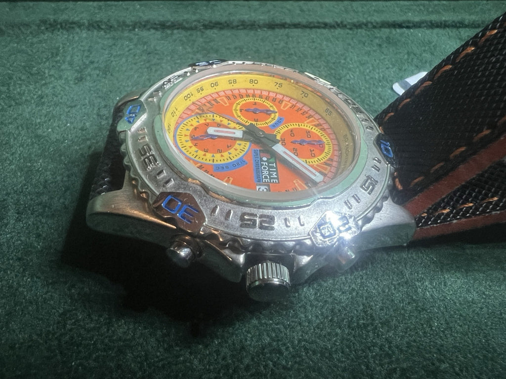 🔴 TIME FORCE Herren-Chronograph mit orangefarbenem Zifferblatt und drehbarer Lünette 